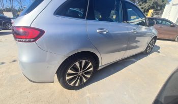 MERCEDES B180 2.0 115CV 2021 AUTOMATICO lleno