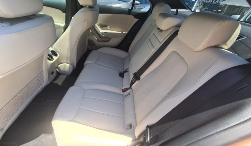MERCEDES A 180D SEDAN  2022 2.0 136 CV lleno