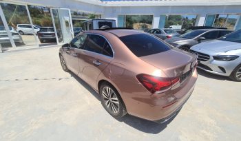 MERCEDES A 180D SEDAN  2022 2.0 136 CV lleno