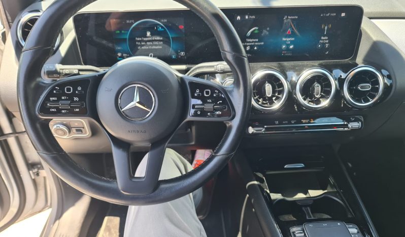 MERCEDES B180 2.0 115CV 2021 AUTOMATICO lleno