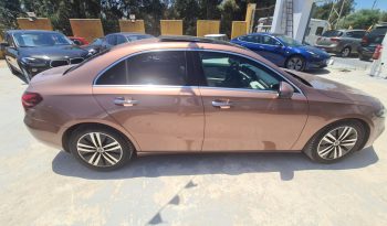 MERCEDES A 180D SEDAN  2022 2.0 136 CV lleno