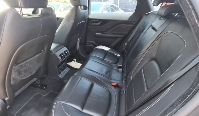 JAGUAR FPACE 2.0 D 180CV RSPORT  2017 lleno