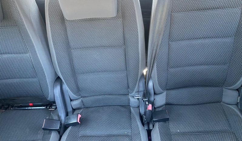 VW. TOURAN 1.6 TDI 105 CV 2012 lleno