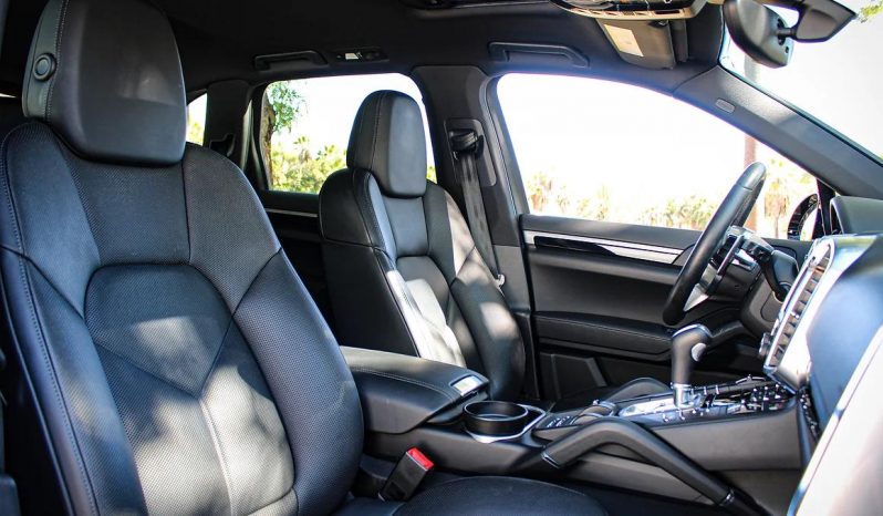 PORSCHE CAYENNE 3.0 V6 240 CV 2016 FULL EQUIPE lleno