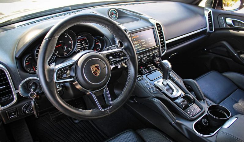 PORSCHE CAYENNE 3.0 V6 240 CV 2016 FULL EQUIPE lleno