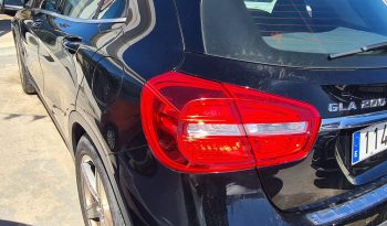 MERCEDES GLA 200 CDI  2.2D 136 CV AÑO 2015 AUTOMATICO lleno