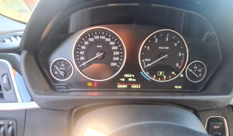 BMW 318 D TOURING 2019 2.0 150CV lleno