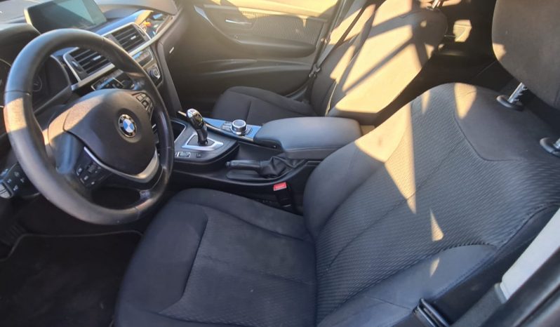 BMW 318 D TOURING 2019 2.0 150CV lleno