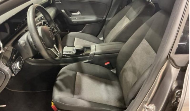 MERCEDES C180D ESTATE 122CV 2019 lleno