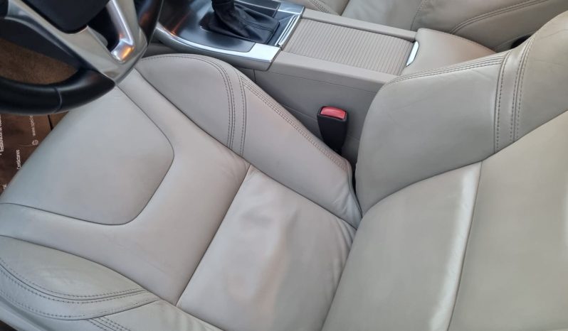 VOLVO XC60 MOMENTUN D3 2.0D 136CV 2013 AUTOMATICO FULL EQUIPE lleno
