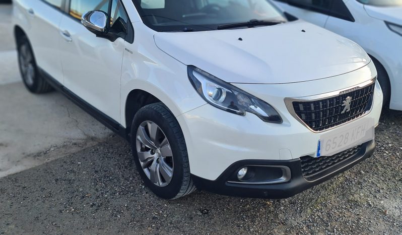 PEUGEOT 2008 AÑO 2017 1.2 82 CV 100.000 KMS lleno