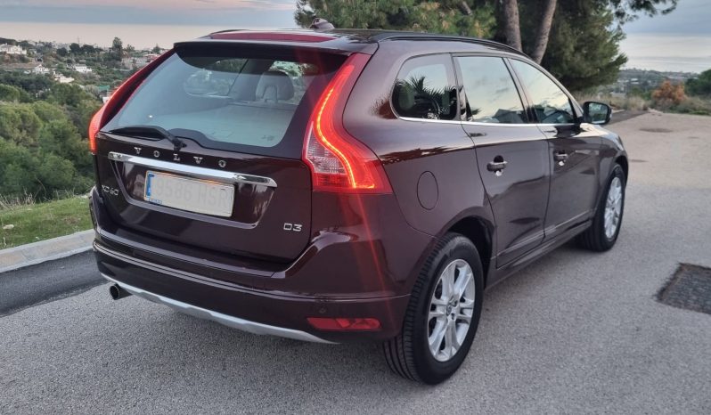 VOLVO XC60 MOMENTUN D3 2.0D 136CV 2013 AUTOMATICO FULL EQUIPE lleno