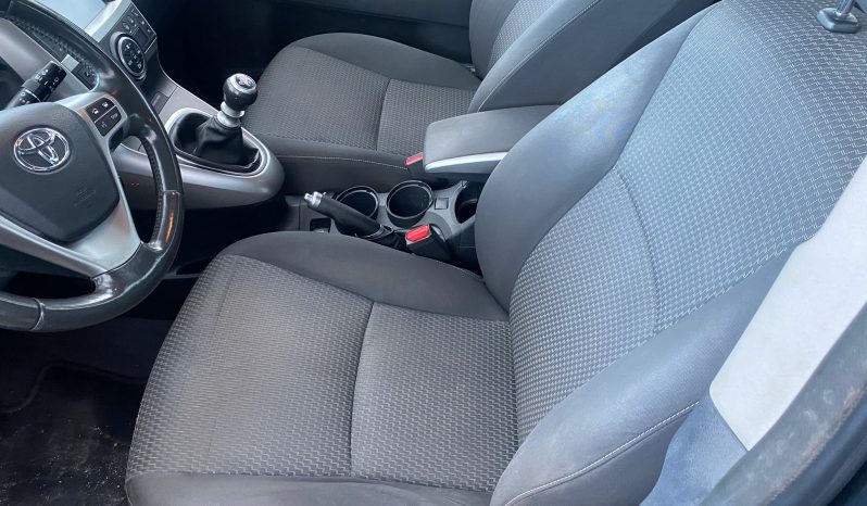 TOYOTA VERSO 1.6D 110 CV 7 PLAZAS 2012  176.000 KMS lleno