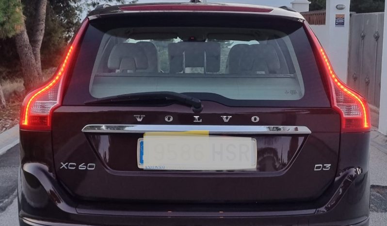 VOLVO XC60 MOMENTUN D3 2.0D 136CV 2013 AUTOMATICO FULL EQUIPE lleno