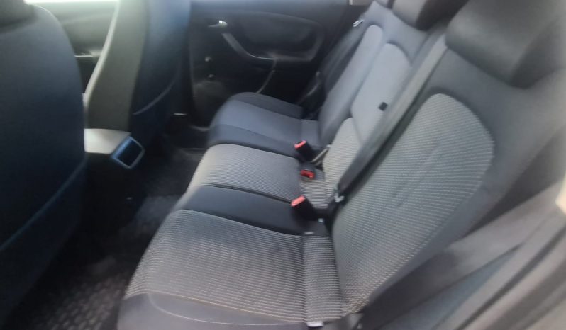 SEAT ALTEA XL 1.6 TDI ECOMOTIVE 105 CV 2011 lleno